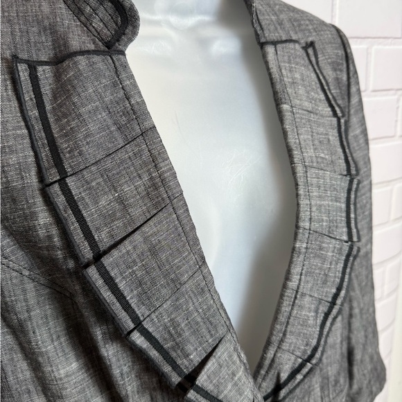 WHITE BLACK Women's Gray 3/4 sleeves Blazer/size 12 - Picture 4 of 12
